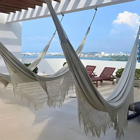 Apartamento Vista Al Mar En Castillogrande, Orange 2d-2b *