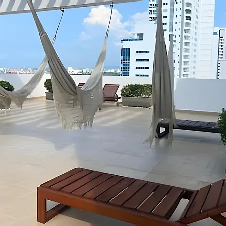 Apartamento Vista Al Mar En Castillogrande, Orange 2d-2b *