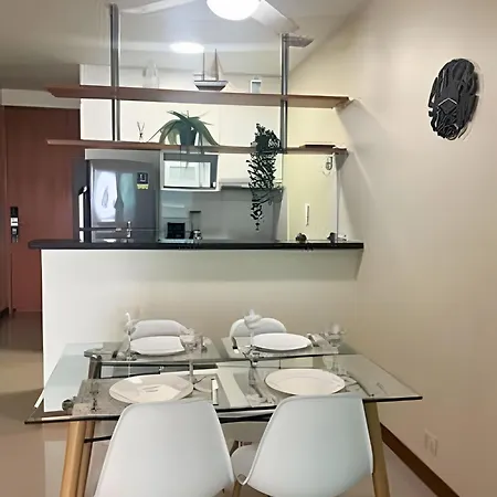 Apartamento Vista Al Mar En Castillogrande, Orange 2d-2b *